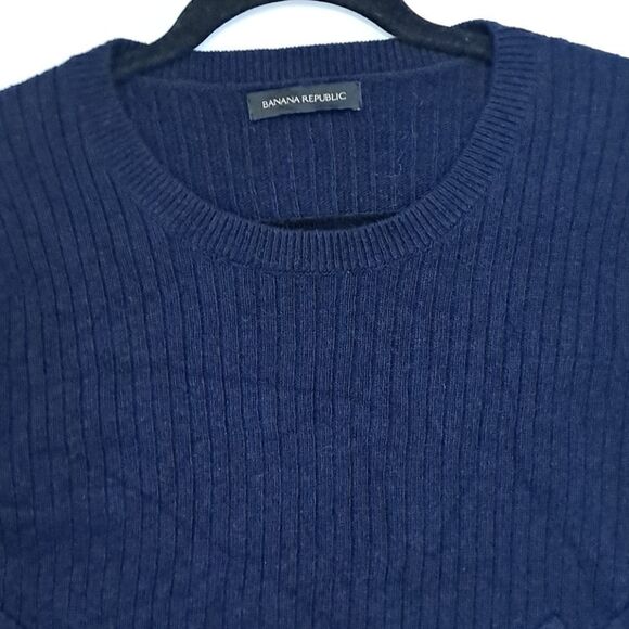 Banana Republic Ladies Sweater NWOT - Picture 2 of 10